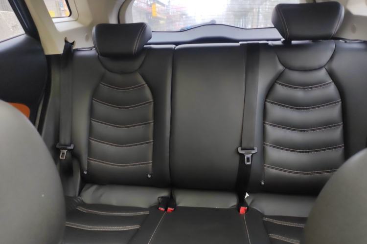 Used Zotye T300 2017 1.5L Manual Luxury Model Interior 1