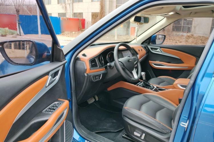 Used Zotye T300 2017 1.5T CVT Luxury Model Interior 1