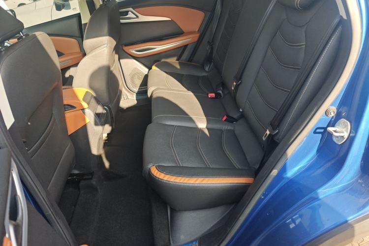 Used Zotye T300 2017 1.5T CVT Luxury Model Interior 3
