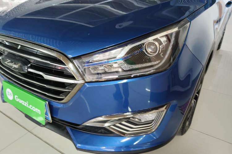 Used Zotye T300 2017 1.5T Manual Luxury Model Left Front Headlight