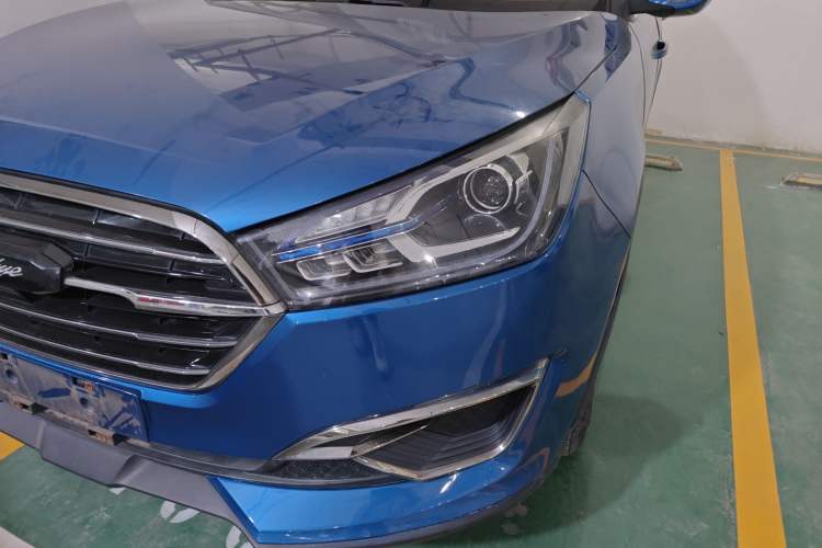 Used Zotye T300 2017 1.5L Manual Elite Model Left Front Headlight