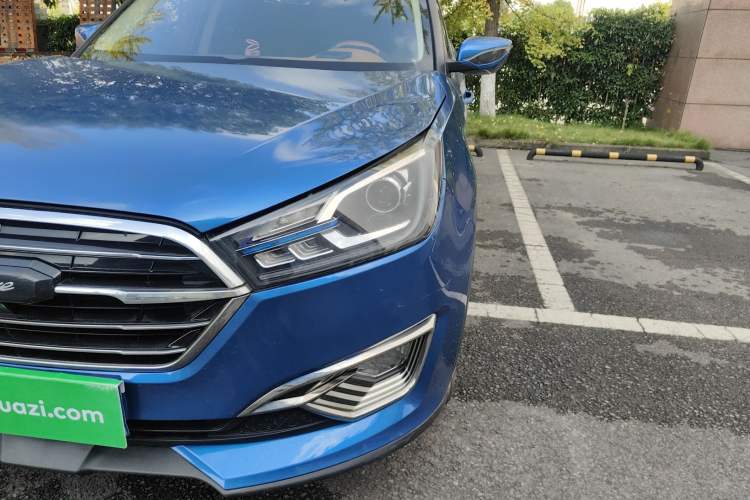 Used Zotye T300 2017 1.5L Manual Luxury Model Left Front Headlight