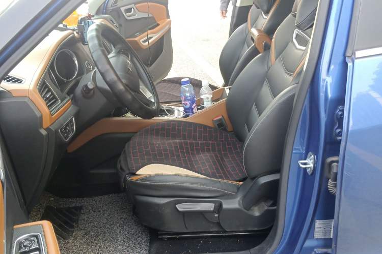 Used Zotye T300 2017 1.5T CVT Luxury Model Left Front Seat