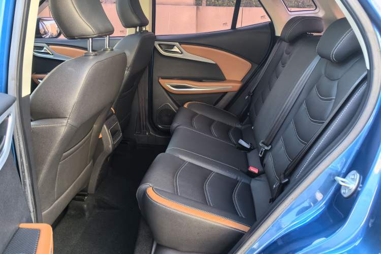 Used Zotye T300 2017 1.5T CVT Luxury Model Left Rear Seat