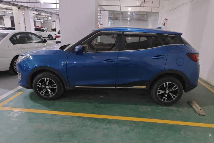 Used Zotye T300 2017 1.5L Manual Elite Model Left Side