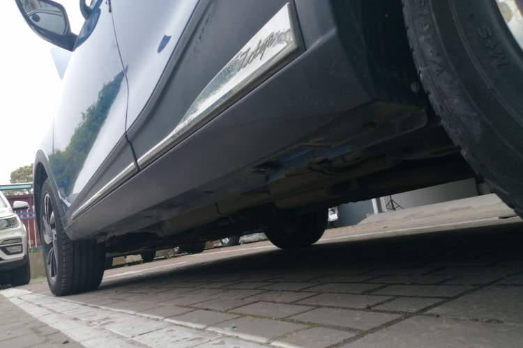Used Zotye T300 2017 1.5T CVT Luxury Model Left Side Sill
