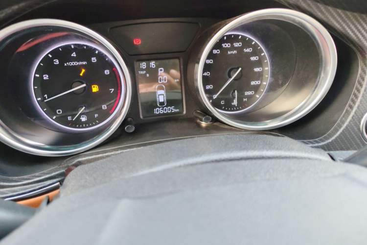 Used Zotye T300 2017 1.5T CVT Luxury Model Odometer Close Up
