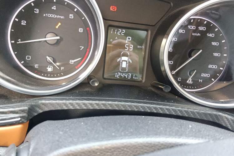 Used Zotye T300 2017 1.5T CVT Luxury Model Odometer Close Up
