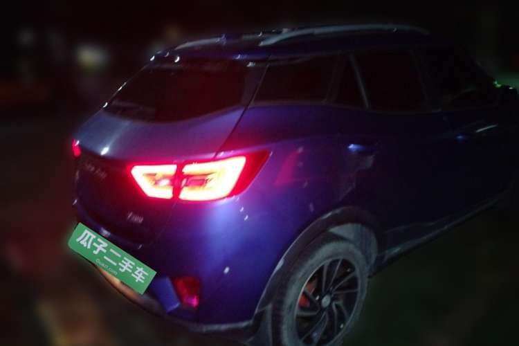 Used Zotye T300 2017 1.5T CVT Luxury Model Rear Right 45 Deg