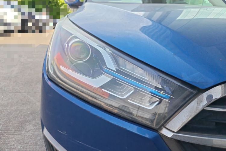 Used Zotye T300 2017 1.5L Manual Luxury Model Right Front Headlight