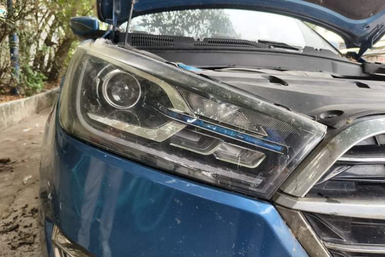 Used Zotye T300 2017 1.5T CVT Luxury Model Right Front Headlight