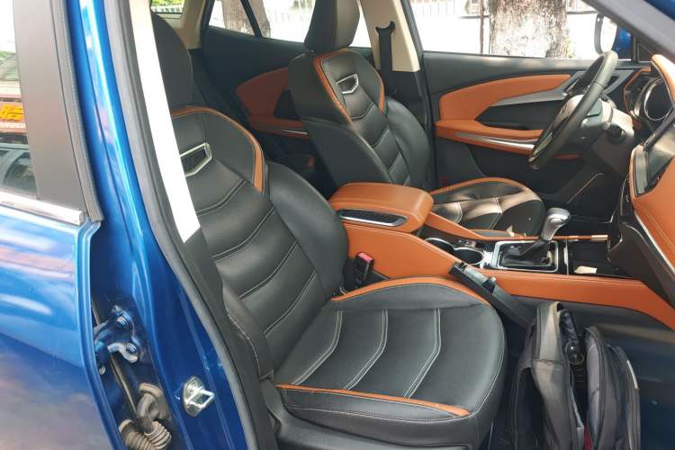 Used Zotye T300 2017 1.5T CVT Luxury Model Right Front Seat