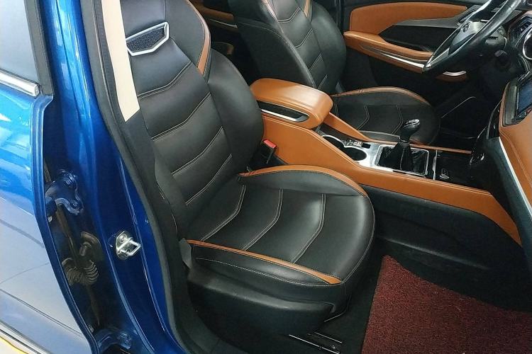 Used Zotye T300 2017 1.5L Manual Luxury Edition Two-Tone Right Front Seat