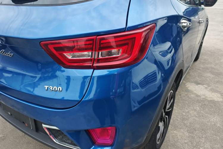 Used Zotye T300 2017 1.5T CVT Luxury Model Right Rear Taillight