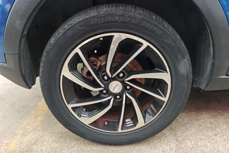 Used Zotye T300 2017 1.5T CVT Luxury Model Right Rear Wheel Hub