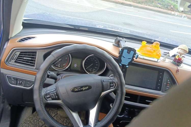 Used Zotye T300 2017 1.5T CVT Luxury Model Steering Wheel