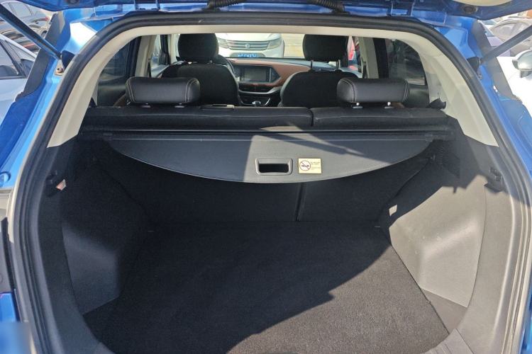 Used Zotye T300 2017 1.5T CVT Luxury Model Trunk