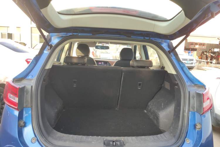 Used Zotye T300 2017 1.5L Manual Luxury Model Trunk