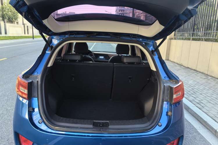 Used Zotye T300 2017 1.5T CVT Luxury Model Trunk