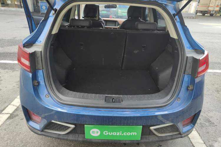 Used Zotye T300 2017 1.5L Manual Luxury Model Trunk
