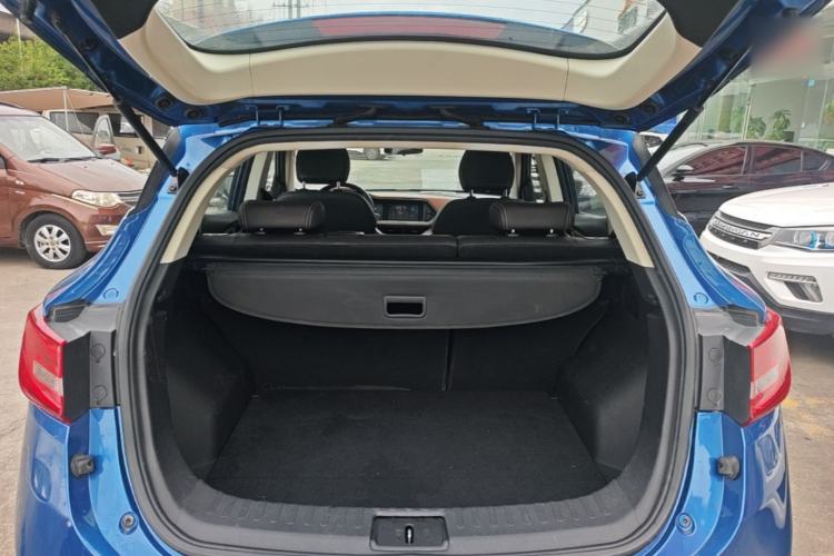 Used Zotye T300 2017 1.5T CVT Luxury Model Trunk