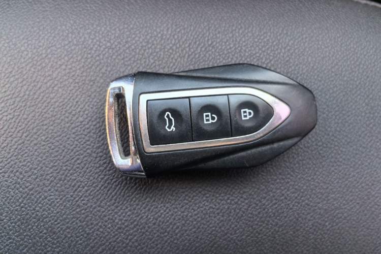 Used Zotye T300 2017 1.5T CVT Luxury Model Vehicle Key