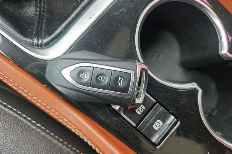 Used Zotye T300 2017 1.5T CVT Luxury Model Vehicle Key