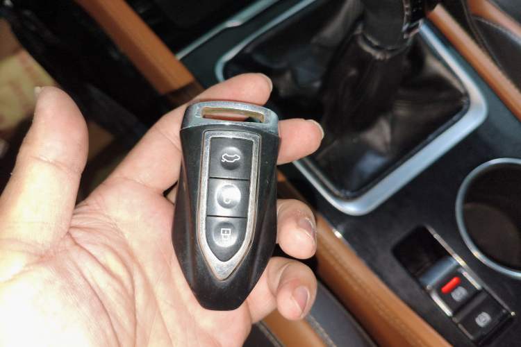 Used Zotye T300 2017 1.5L Manual Luxury Model Vehicle Key