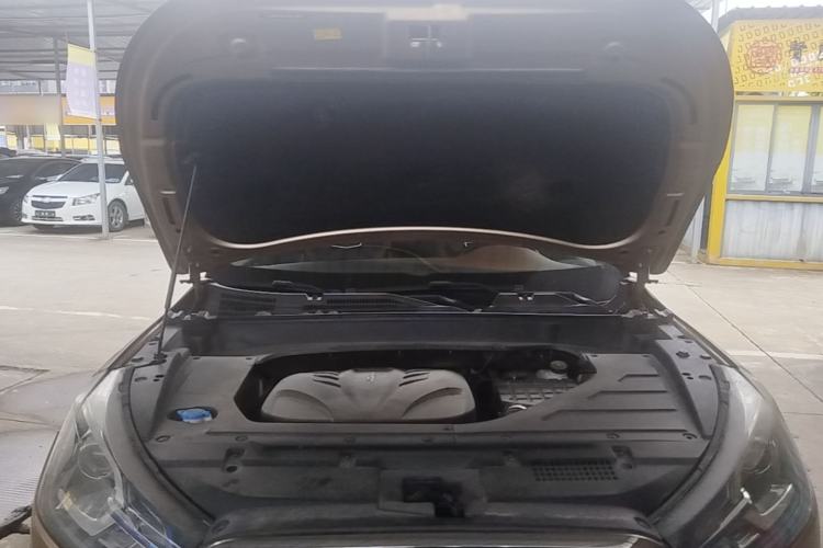 Used Zotye T300 2017 1.5L Manual Luxury Model Engine Bay
