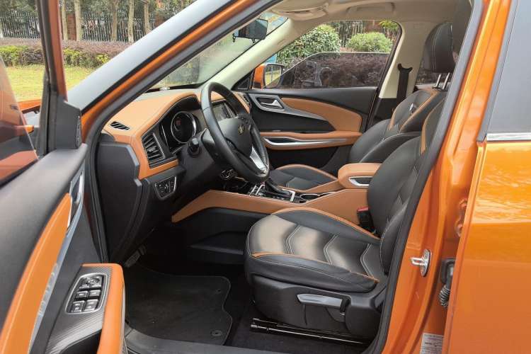 Used Zotye T300 2017 1.5T CVT Luxury Model Interior 2