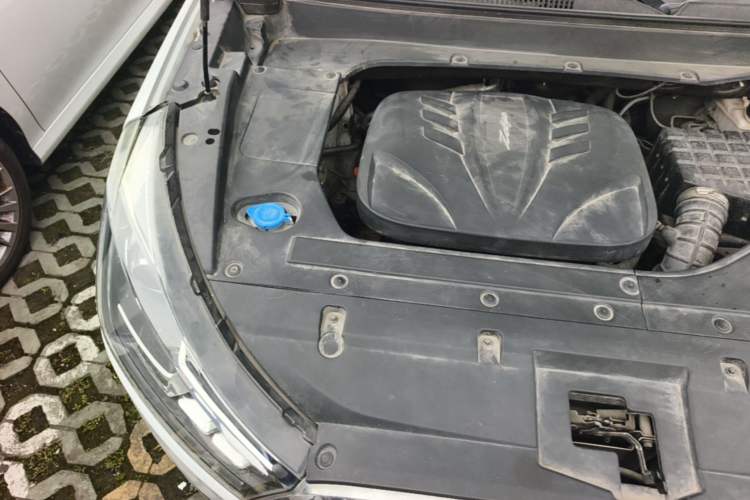 Used Zotye T300 2017 1.5L Manual Luxury Model Engine Bay Right