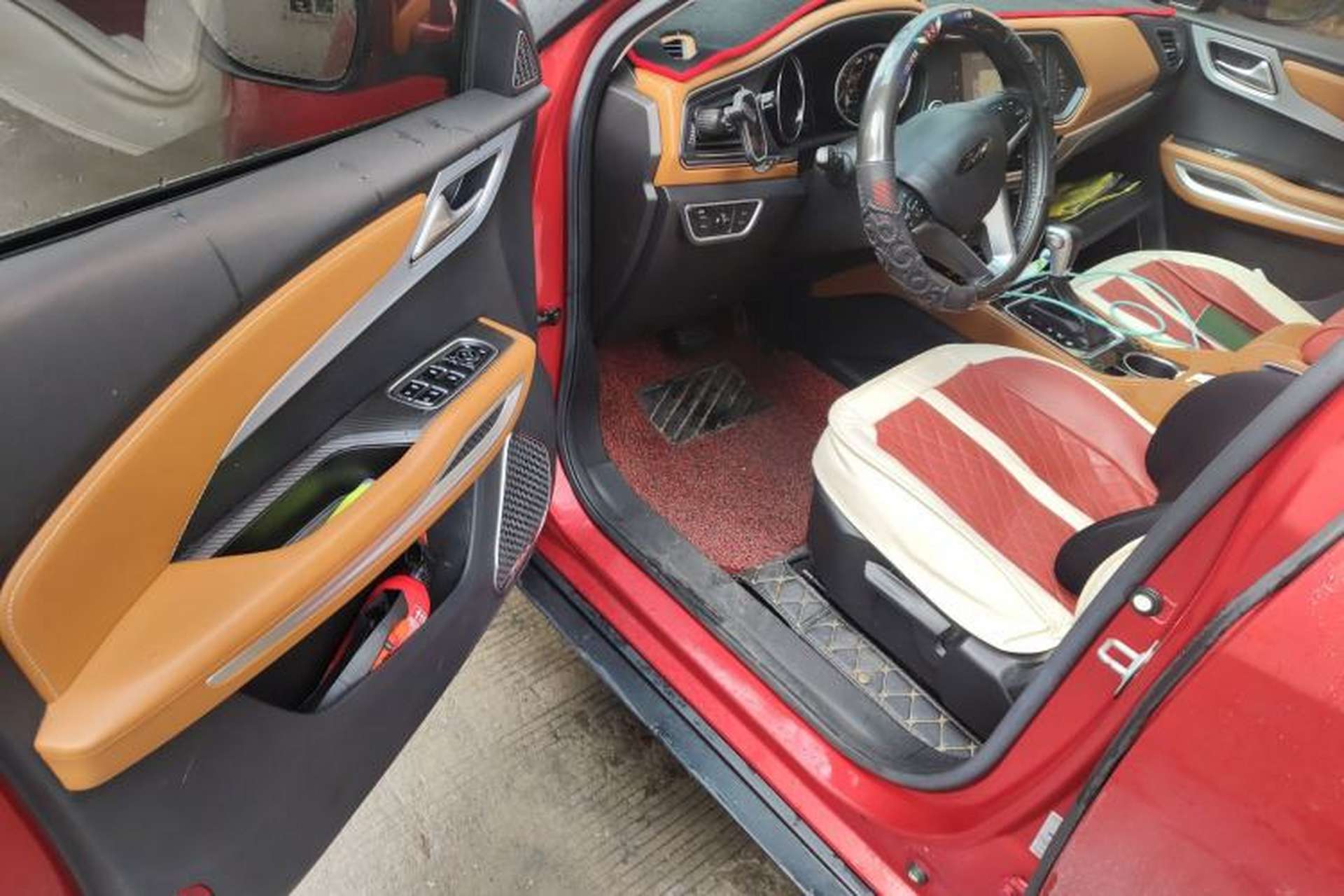 Used Zotye T300 2017 1.5T CVT Luxury Model Driver Seat