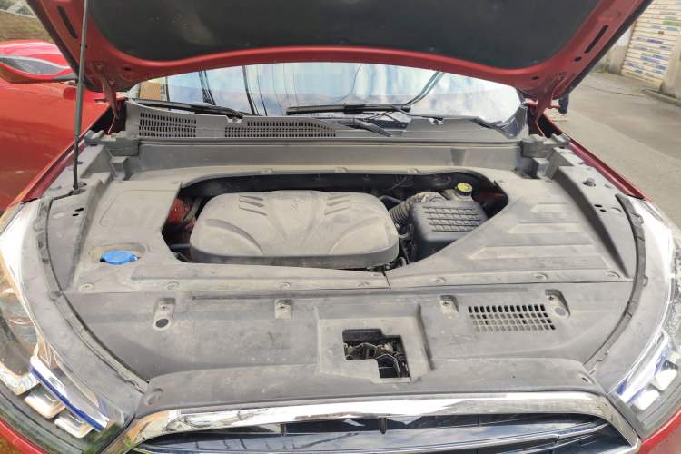 Used Zotye T300 2017 1.5T CVT Luxury Model Engine Bay