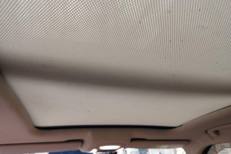 Used Zotye T300 2017 1.5T CVT Luxury Model Headliner