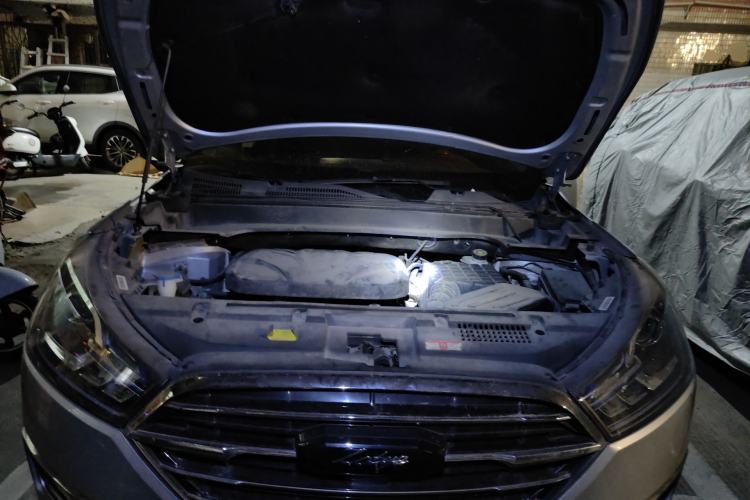 Used Zotye T300 2017 1.5L Manual Luxury Model Engine Bay