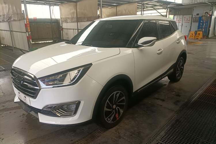 Used Zotye T300 2017 1.5L Manual Luxury Model Guazi used car, China used car export, Used car for sale, Used Zotye cars, Cheapest cars for sale