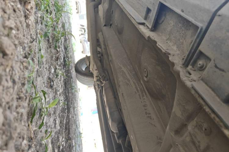 Used Zotye T300 2017 1.5T CVT Luxury Model Chassis Front Right