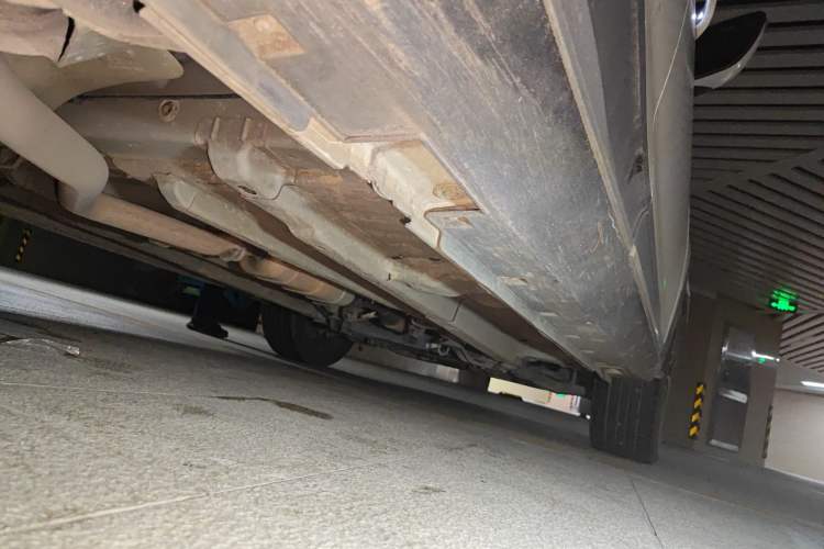 Used Zotye T300 2017 1.5T CVT Luxury Model Chassis Rear Right