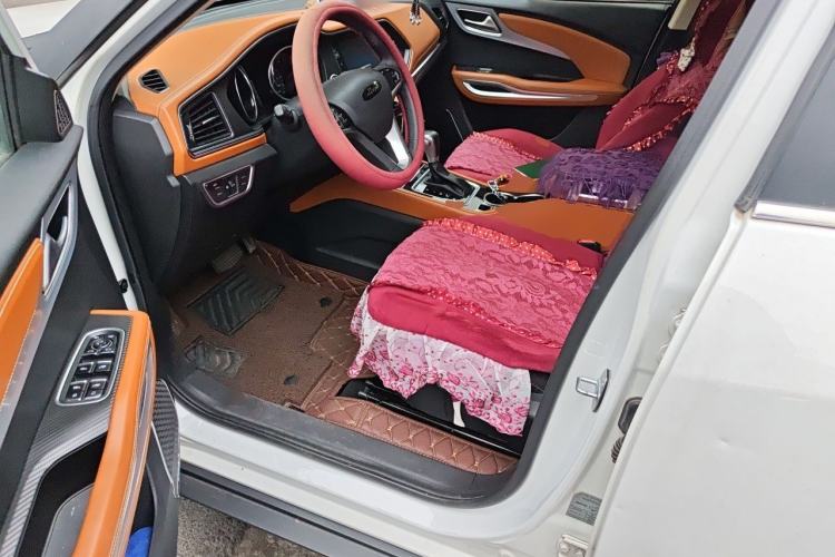 Used Zotye T300 2017 1.5T CVT Luxury Model Driver Seat