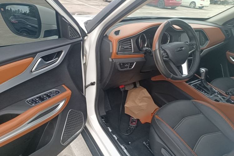 Used Zotye T300 2017 1.5T CVT Luxury Model Driver Seat