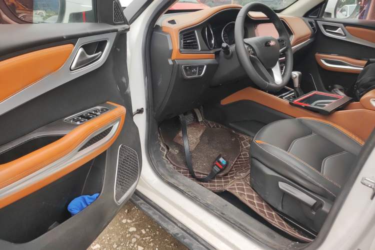 Used Zotye T300 2017 1.5T CVT Luxury Model Driver Seat