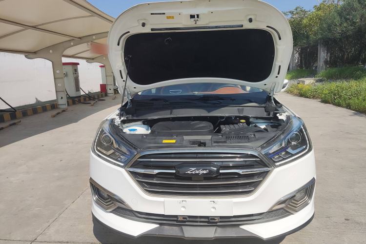 Used Zotye T300 2017 1.5L Manual Luxury Model Engine Bay