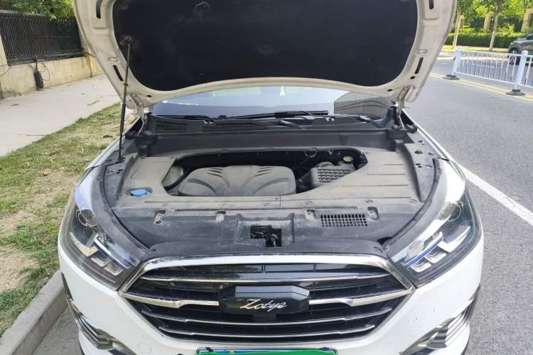 Used Zotye T300 2017 1.5T CVT Luxury Model Engine Bay