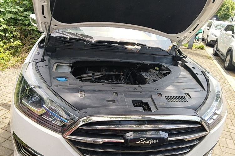 Used Zotye T300 2017 1.5L Manual Luxury Model Engine Bay