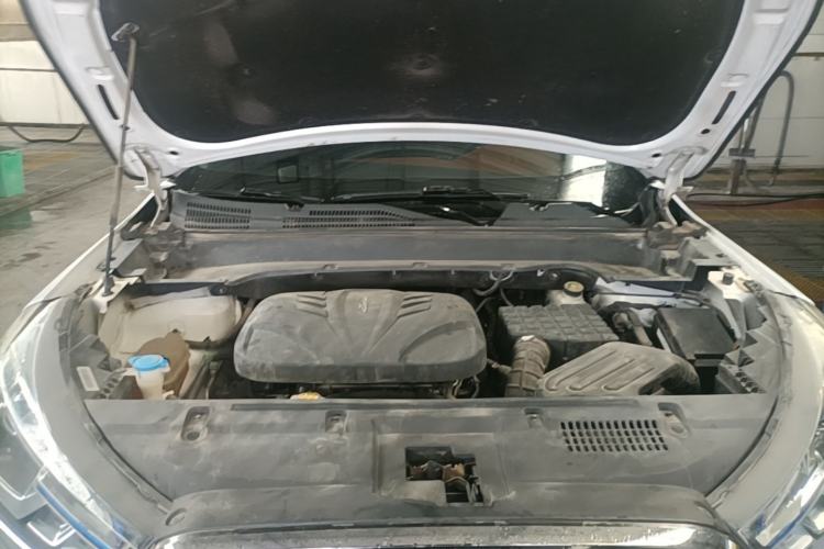 Used Zotye T300 2017 1.5L Manual Luxury Model Engine Bay