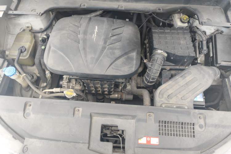 Used Zotye T300 2017 1.5L Manual Luxury Model Engine Bay
