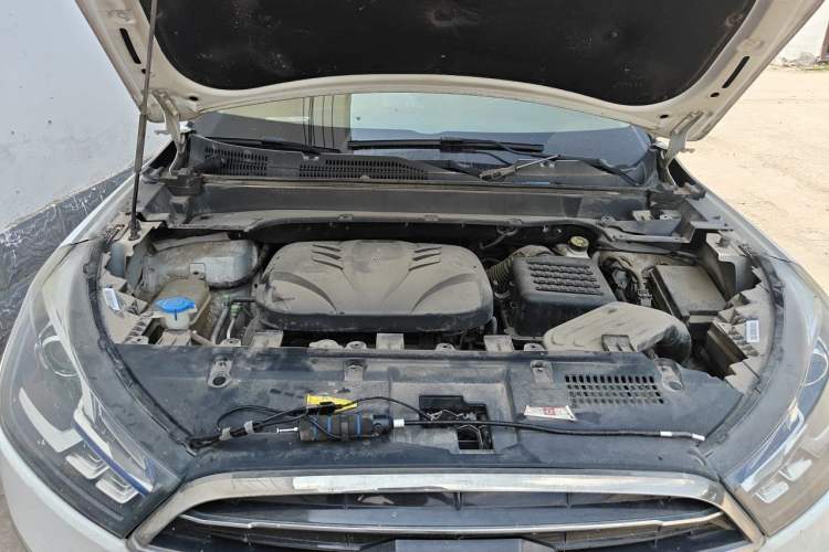 Used Zotye T300 2017 1.5T CVT Luxury Model Engine Bay