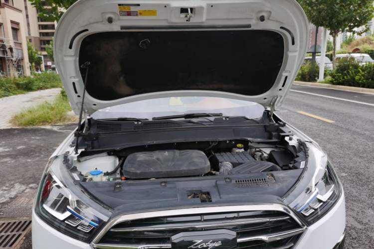 Used Zotye T300 2017 1.5L Manual Luxury Model Engine Bay