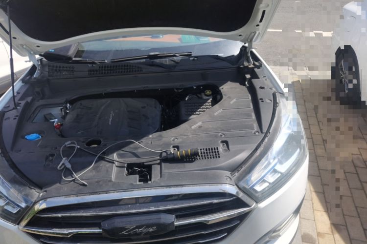Used Zotye T300 2017 1.5T CVT Luxury Model Engine Bay Left