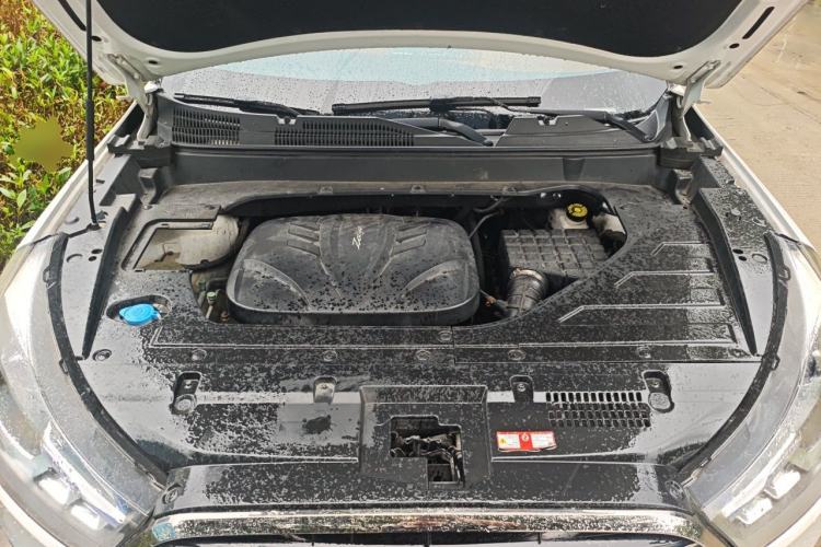 Used Zotye T300 2017 1.5L Manual Luxury Model Engine Bay